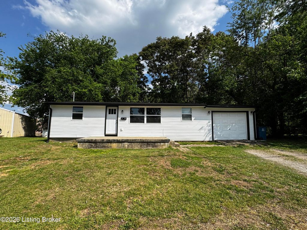 Photo of 1107 Woodale Rd, Brandenburg, KY 40108 (MLS # 1715577)