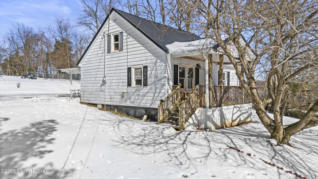 Photo of 713 Saint John Rd, Elizabethtown, KY 42701 (MLS # 1708858)