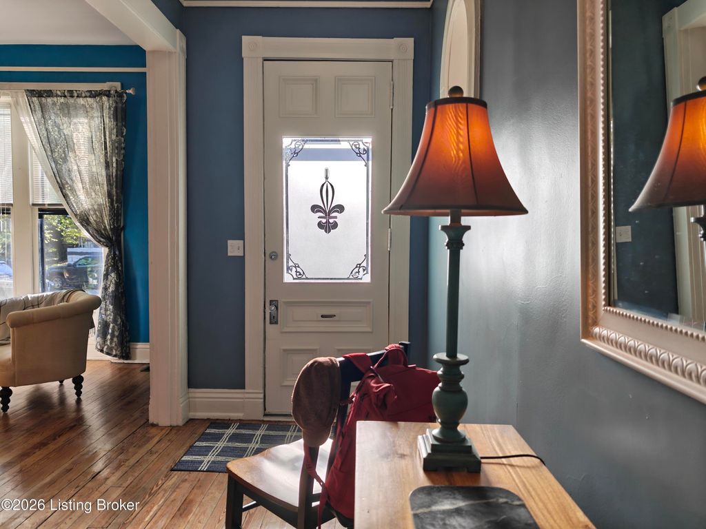 Photo of 1216 S Floyd St, Louisville, KY 40203 (MLS # 1713730)