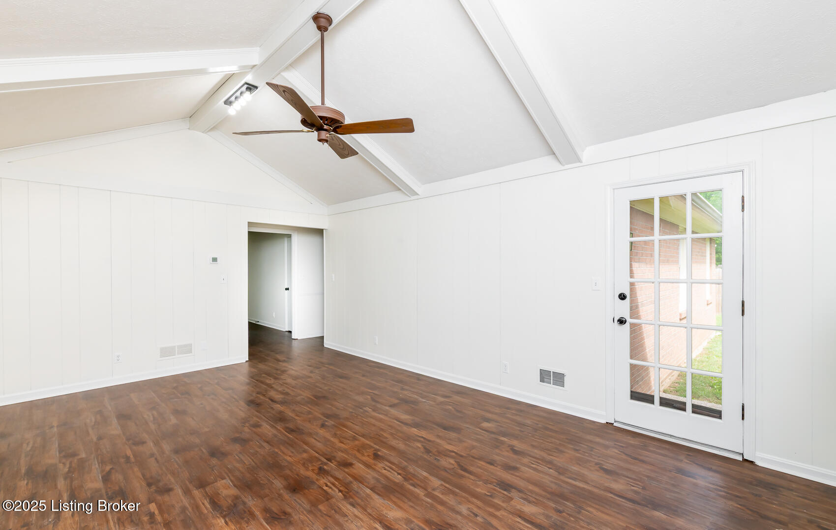 4002 Ciremos Terrace, Louisville, Pennsylvania image 23