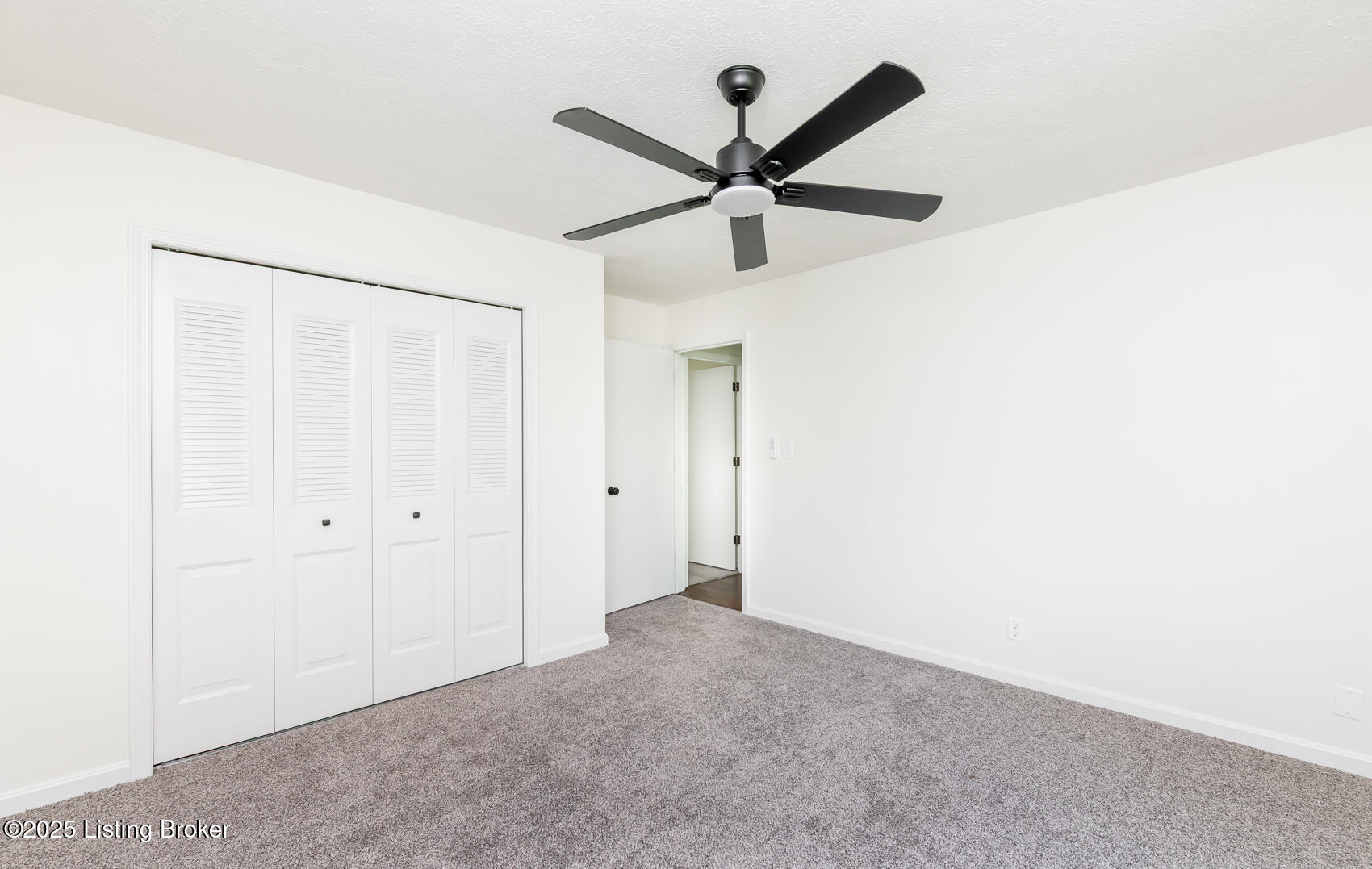 4002 Ciremos Terrace, Louisville, Pennsylvania image 40