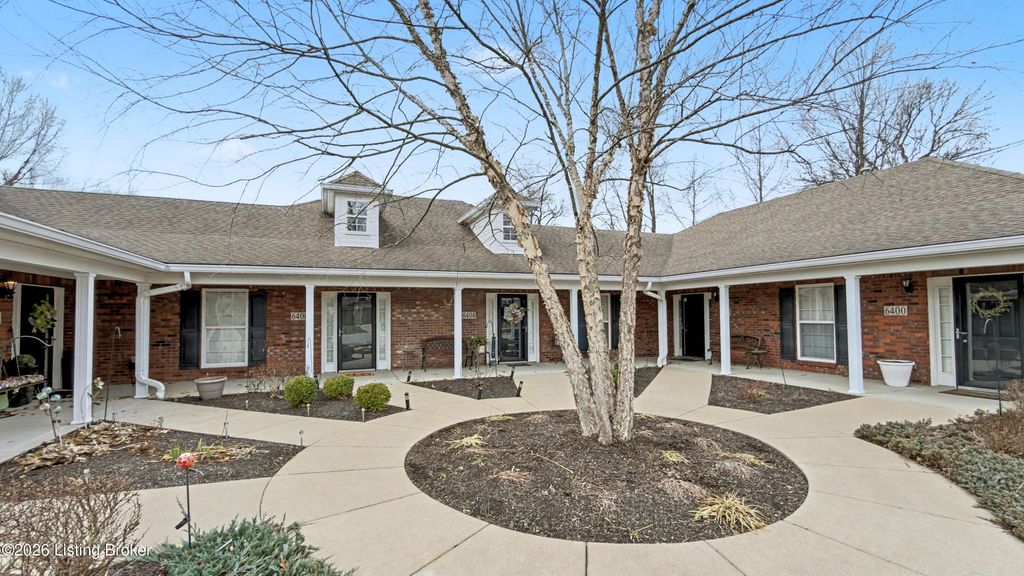 Photo of 6404 Renate Rd, Louisville, KY 40291 (MLS # 1706129)