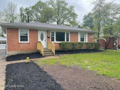 Louisville, Kentucky 40216, United States, 3 Bedrooms Bedrooms, ,2 BathroomsBathrooms,Residential,Active,225002 Louisville, Kentucky 40216, United States, 3 Bedrooms Bedrooms, ,2 BathroomsBathrooms,Residential,Active,225002