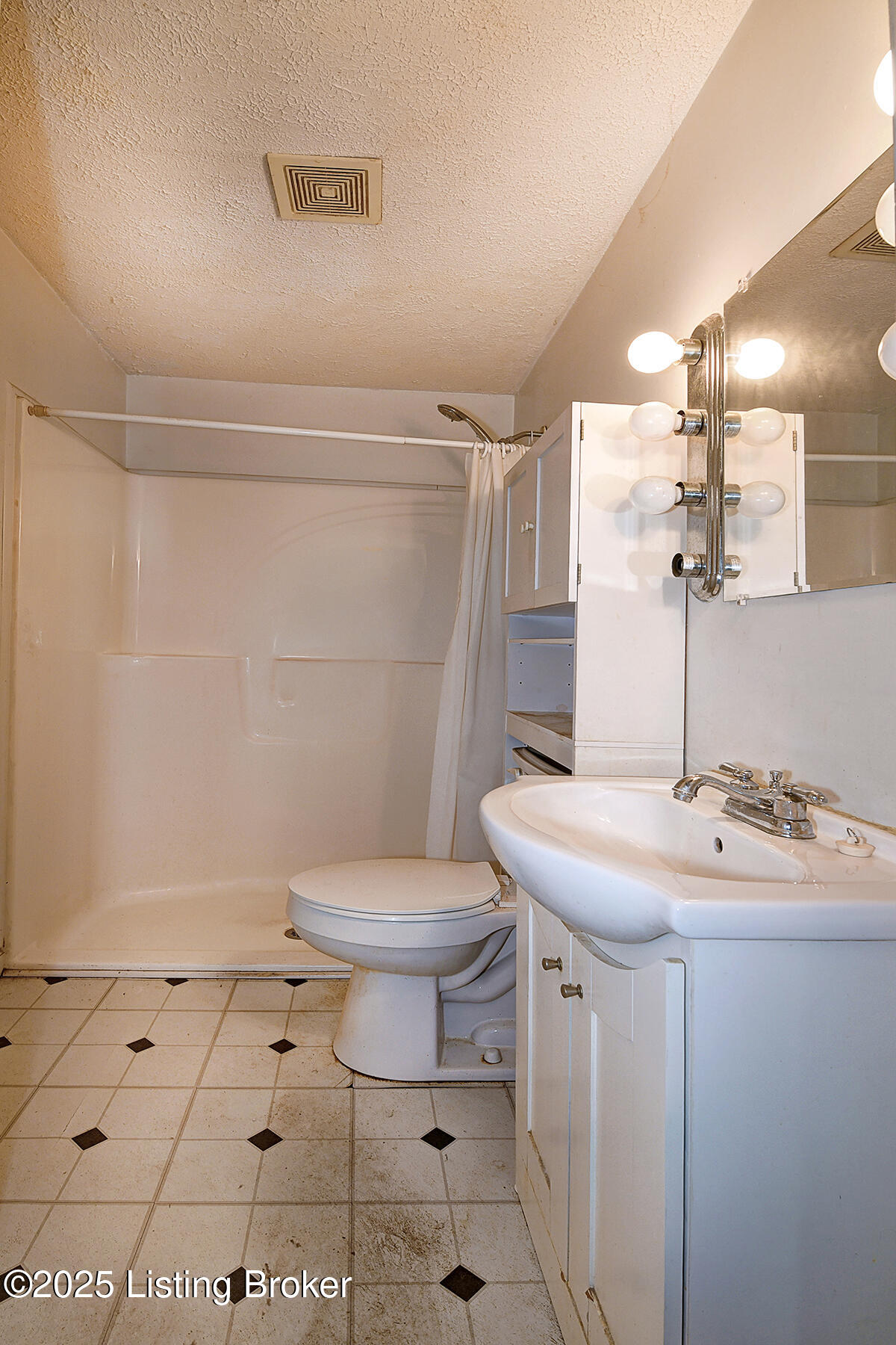 508 Lilly Ave, Louisville, Pennsylvania image 14