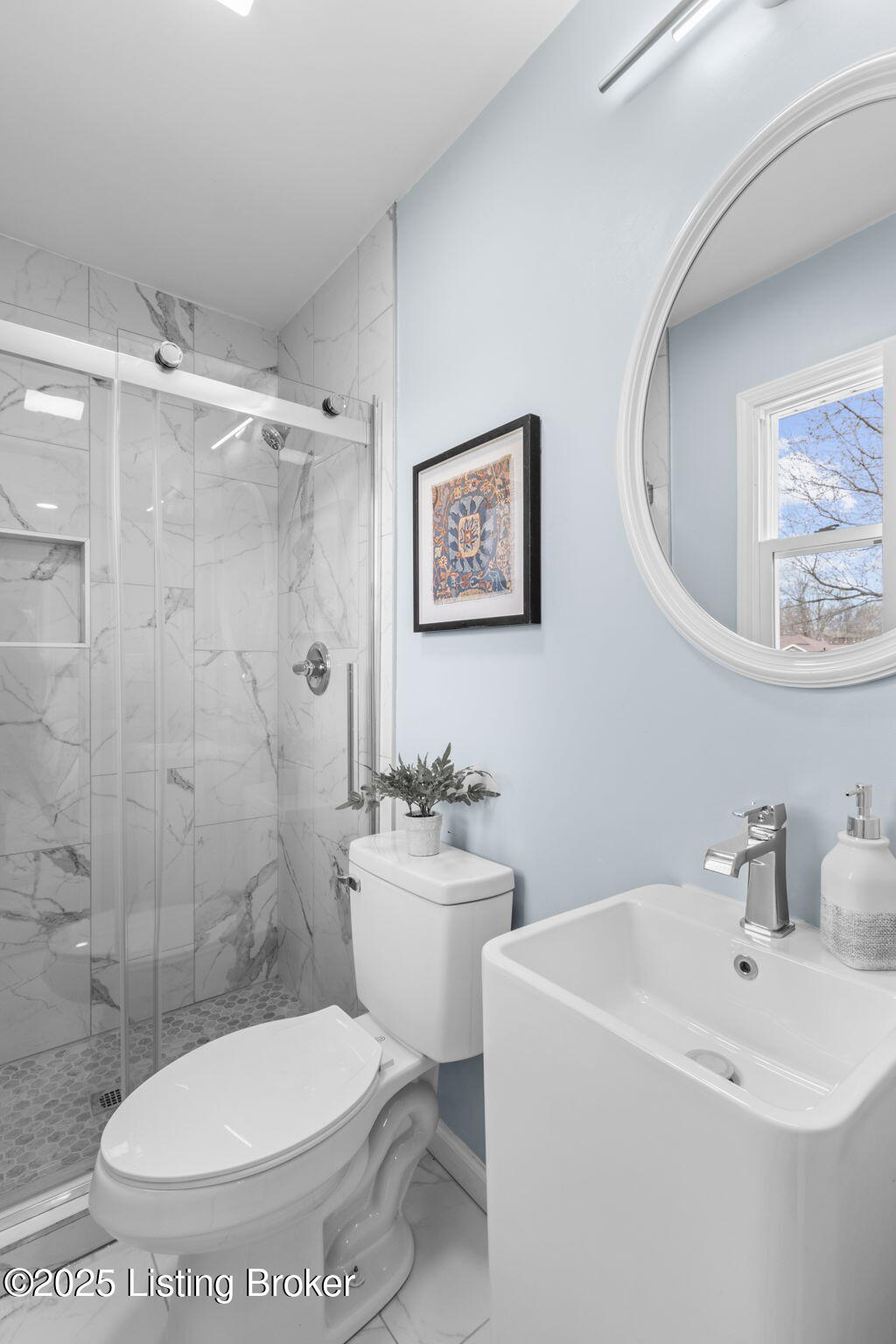 7007 Green Manor Dr, Louisville, Kentucky image 32