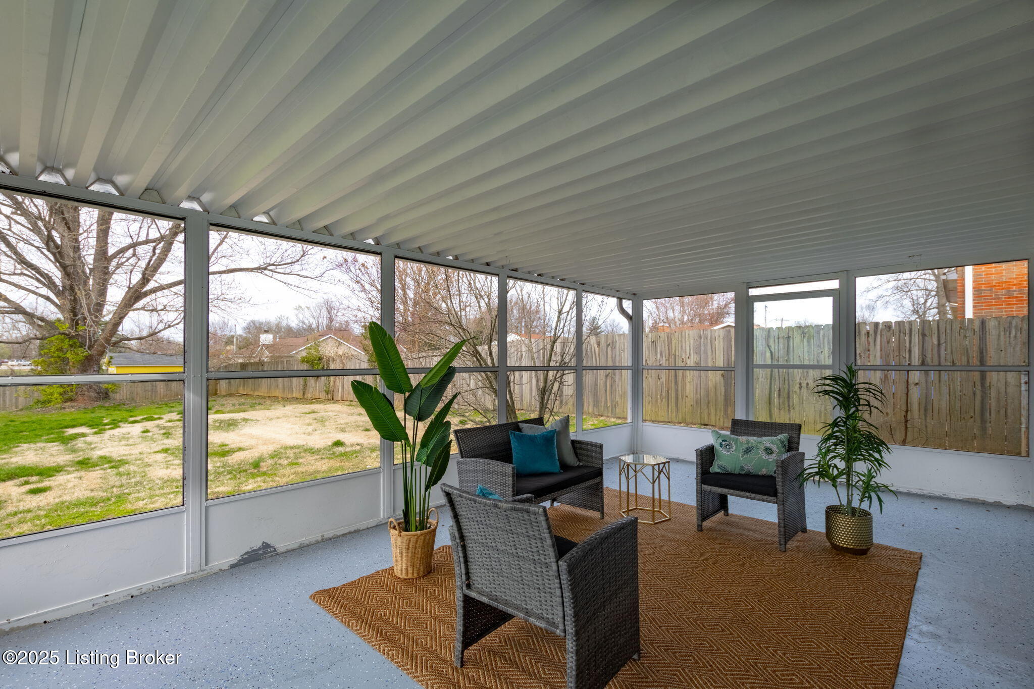 7007 Green Manor Dr, Louisville, Kentucky image 48