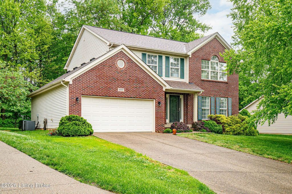 Photo of 16707 Summit Vista Way, Louisville, KY 40245 (MLS # 1716413)