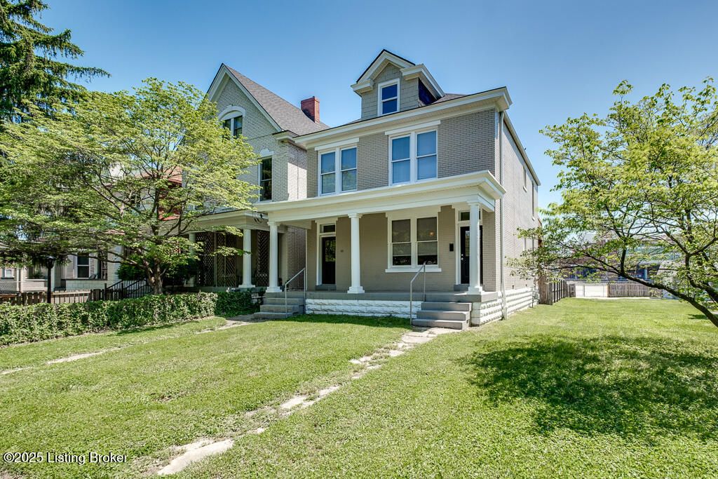 Photo of 2911 S 3rd St, Louisville, KY 40208 (MLS # 1701970)