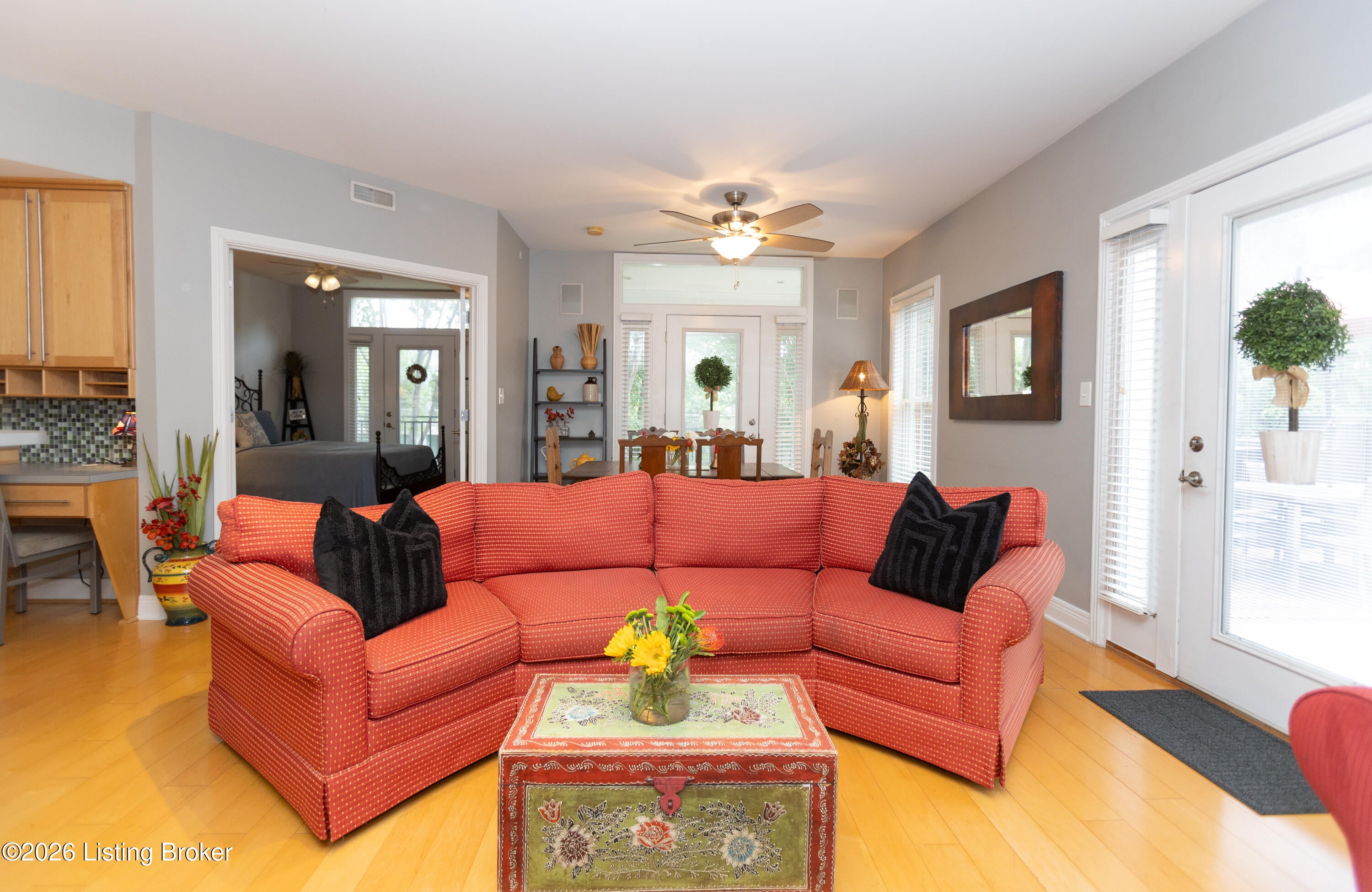 10619 Meeting St 203