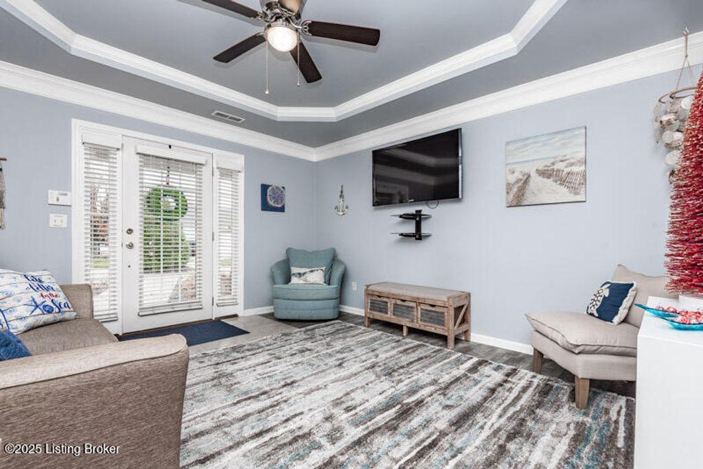 Photo of 10042 Chenoweth Vista Way, Louisville, KY 40299 (MLS # 1704001)