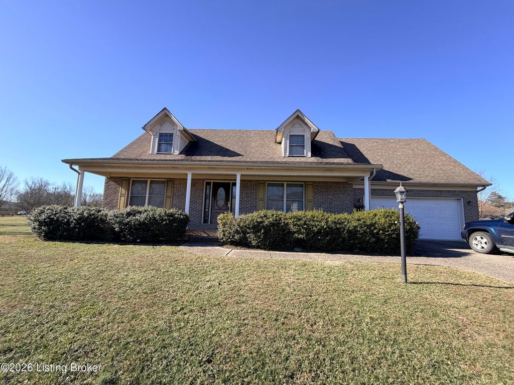 Photo of 10 Valleywood Ct, Carrollton, KY 41008 (MLS # 1707425)