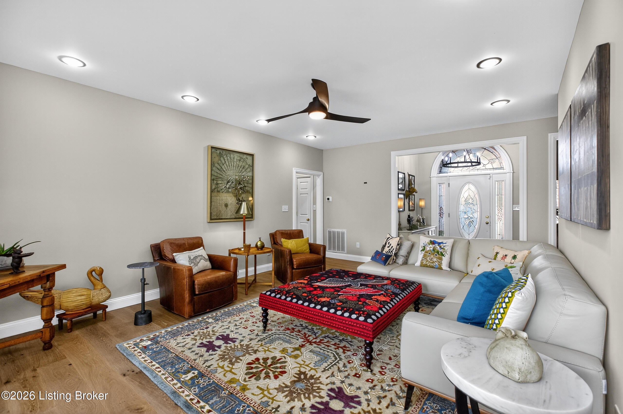 230 Rosewood Dr