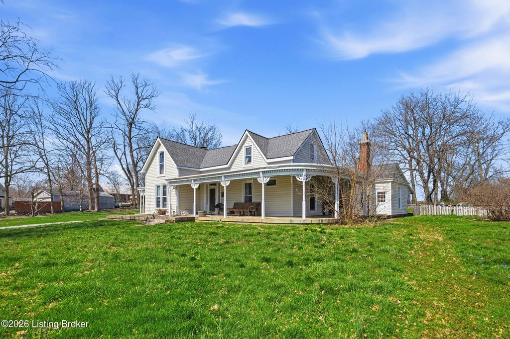 Photo of 400 W Main St, Fairfield, KY 40020 (MLS # 1711513)