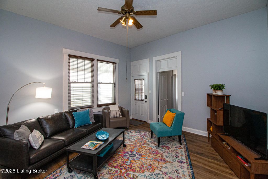 Photo of 1825 Frankfort Ave, Louisville, KY 40206 (MLS # 1713479)