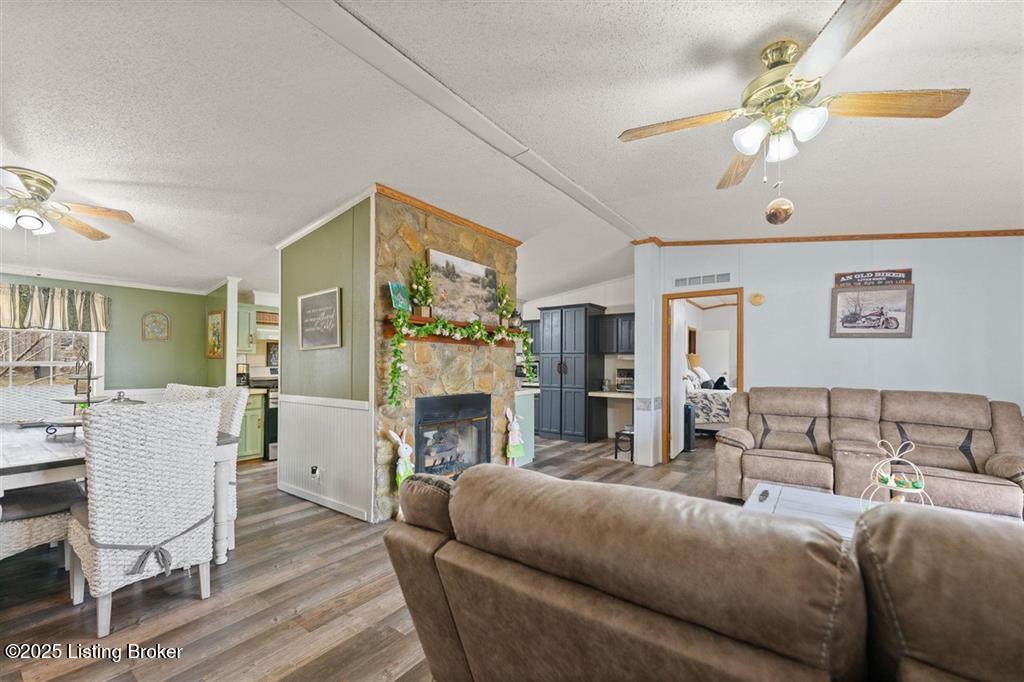 1908 Blue Level Rd, Bowling Green, Pennsylvania image 4