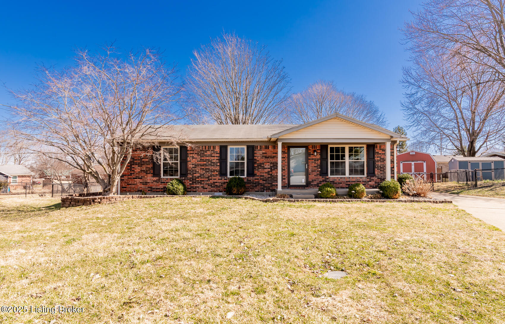 120 Love Ct, Mt Washington, Kentucky image 2