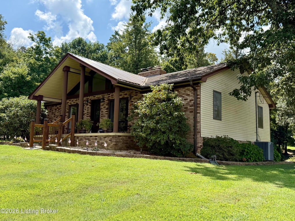 Photo of 233 Berrytown Rd, Rineyville, KY 40162 (MLS # 1727641)