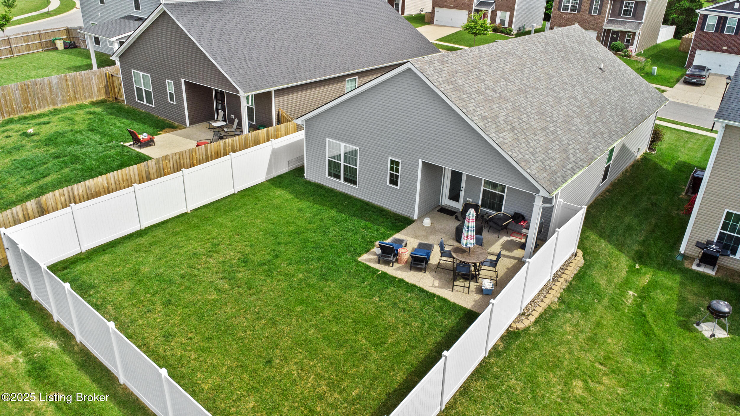 11413 Redbourne Ct, Louisville, Kentucky image 47