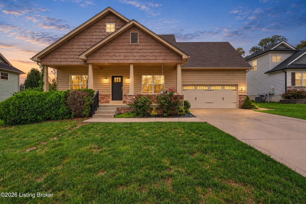 Photo of 119 Pond Creek Ct, Mt Washington, KY 40047 (MLS # 1732178)