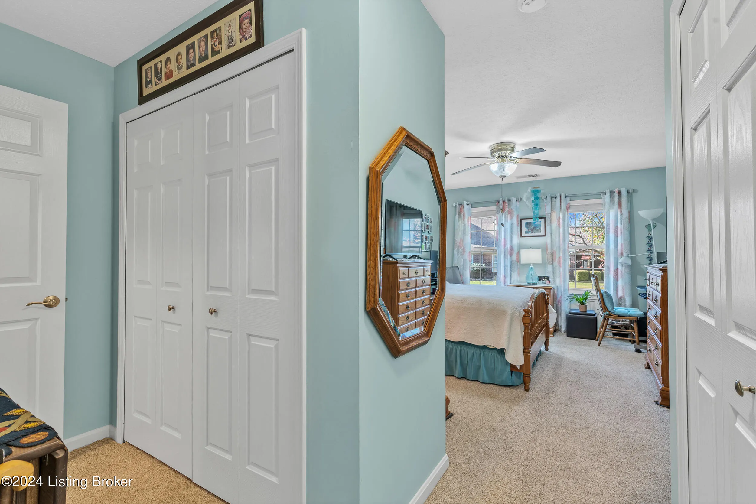 Louisville, Kentucky 40272, United States, 4 Bedrooms Bedrooms, ,3 BathroomsBathrooms,Residential,Active,37372