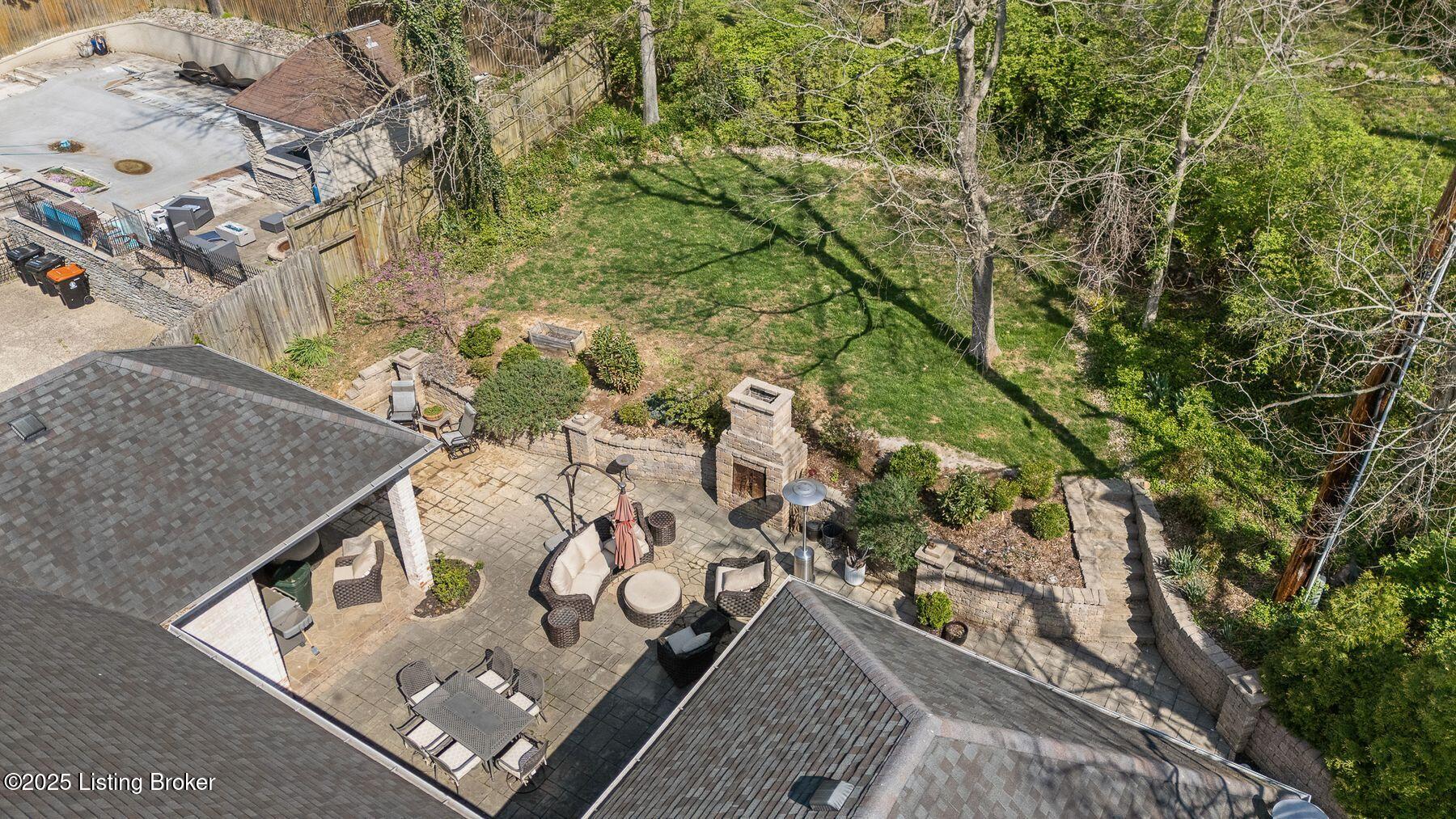 2811 Alta Vista Ct, Louisville, Kentucky image 3