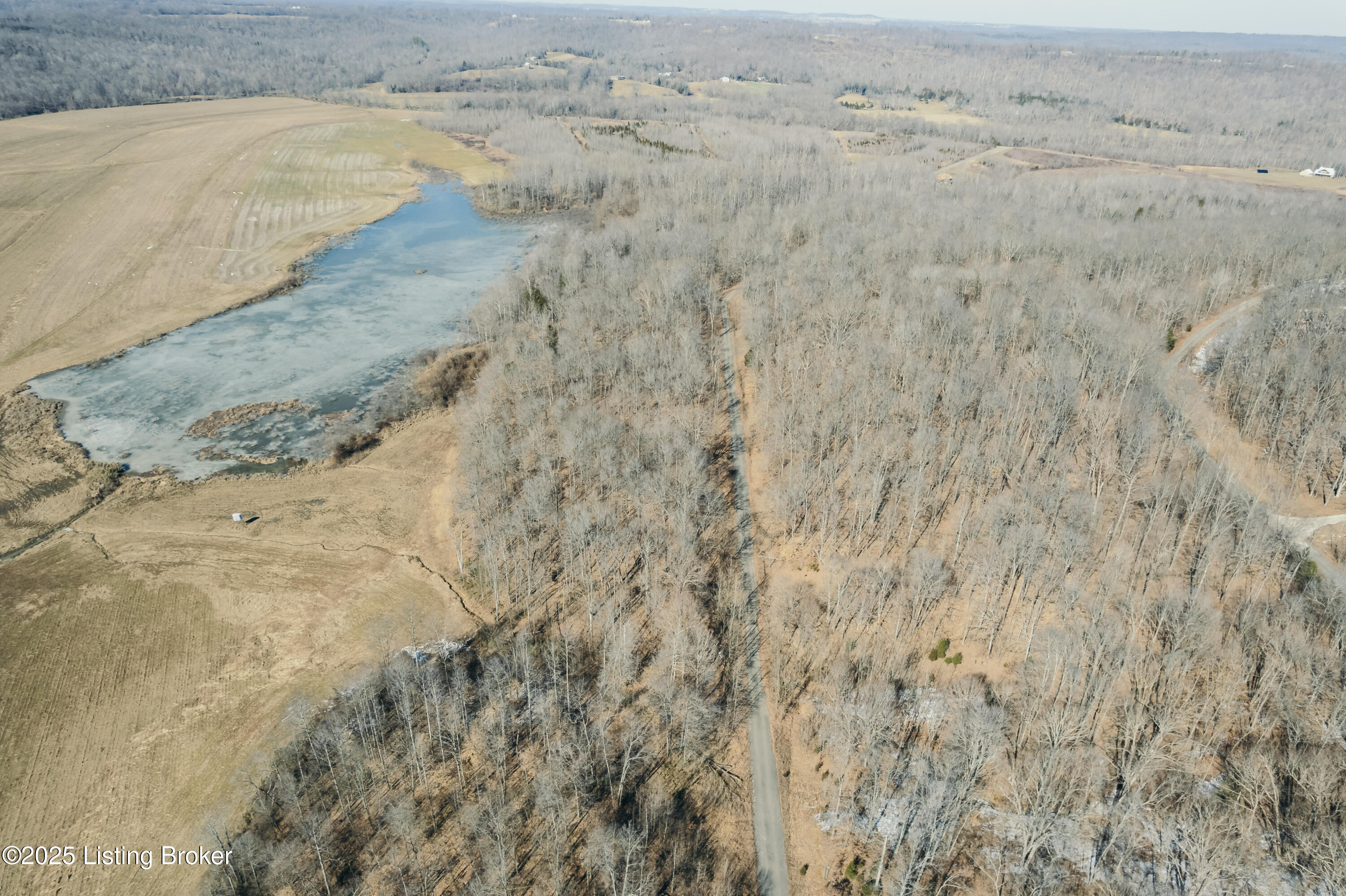 438 Ridenours Way, Falls Of Rough, Kentucky image 9