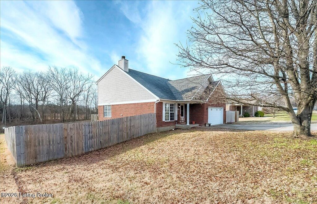 Photo of 11528 Reality Trail, Louisville, KY 40229 (MLS # 1707196)