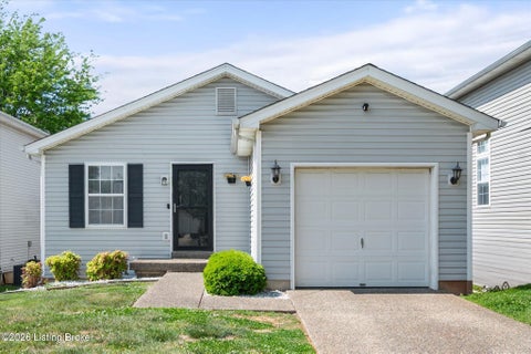 Condo For Rent - 4429 Baygarden Ct<br/> Jefferson County, Louisville, KY 40245