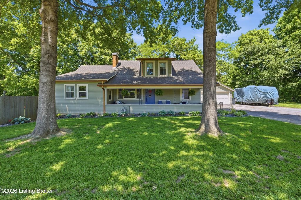 Photo of 1329 Calla Dr, Clarksville, IN 47129 (MLS # 1717665)