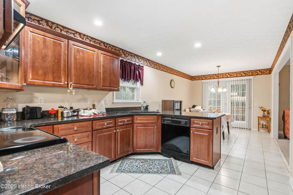 Photo of 3604 Stonyrun Dr, Louisville, KY 40220 (MLS # 1705462)