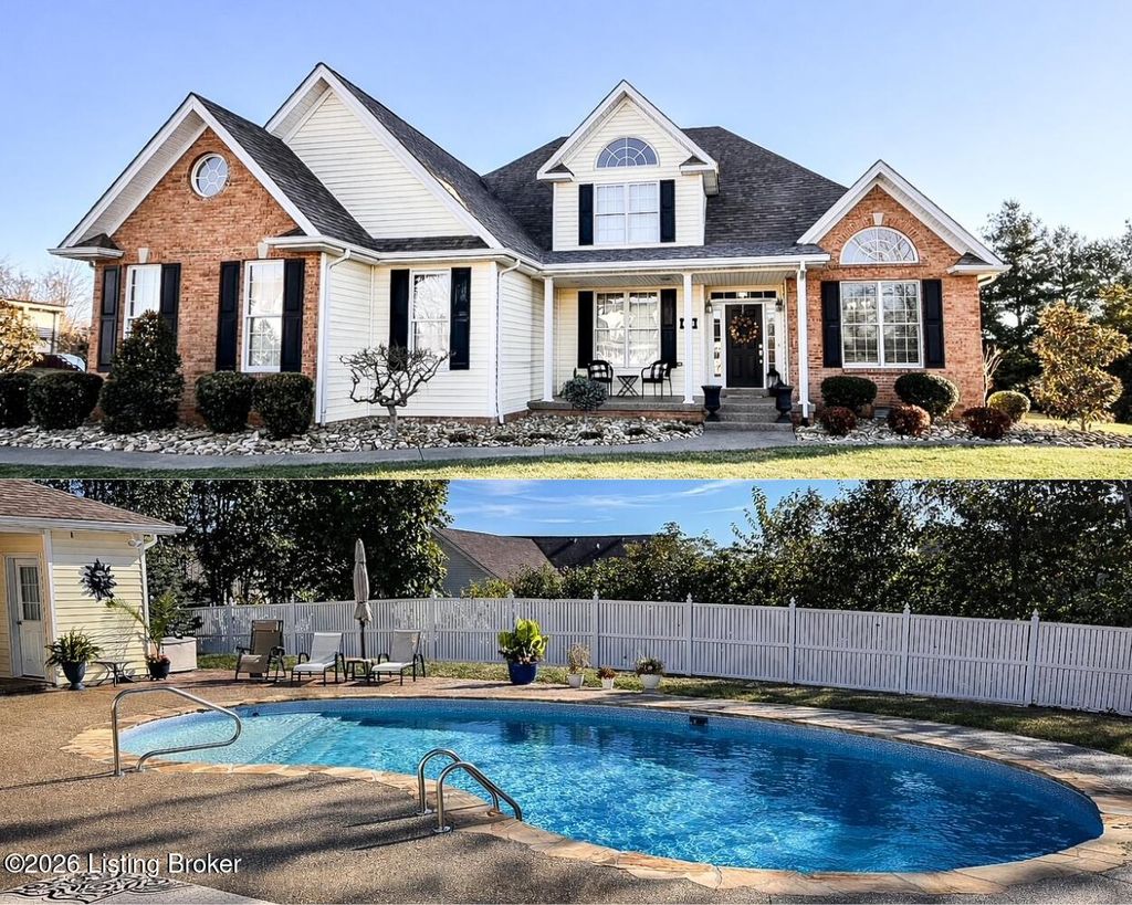 Photo of 509 Maple Crest Way, Elizabethtown, KY 42701 (MLS # 1708763)