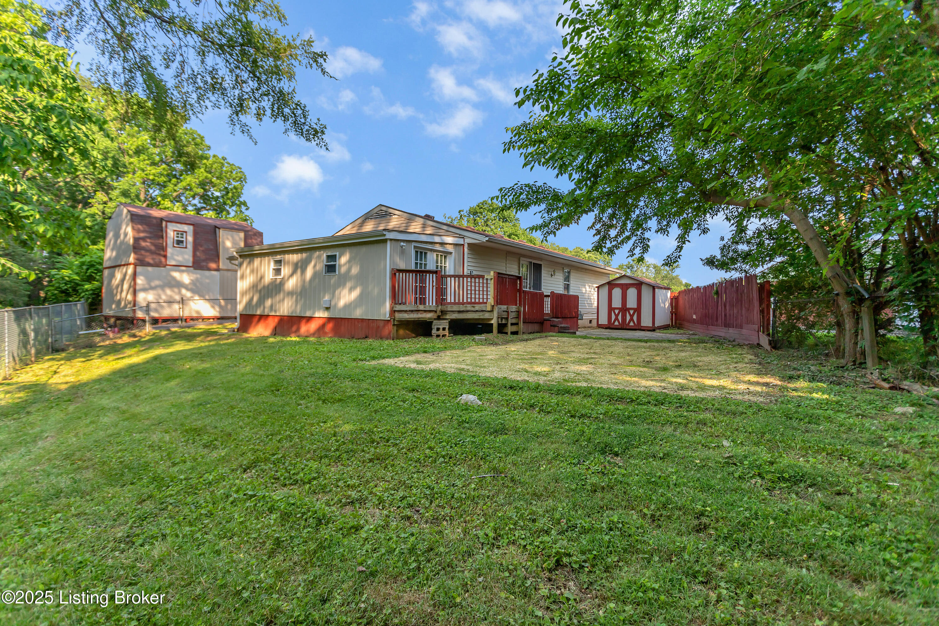 161 Hedgewood Ct, Louisville, Kentucky image 38