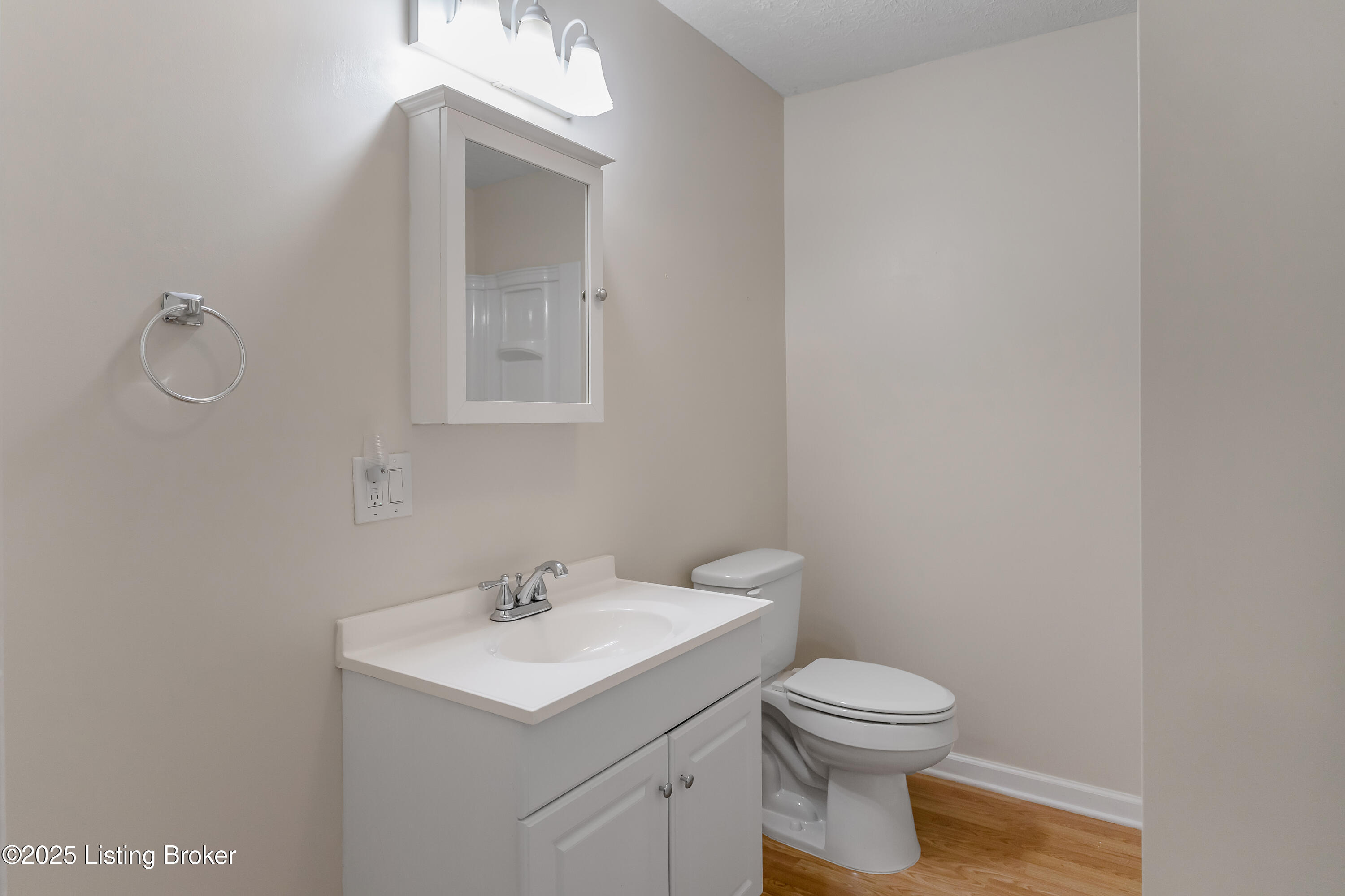 161 Hedgewood Ct, Louisville, Kentucky image 23