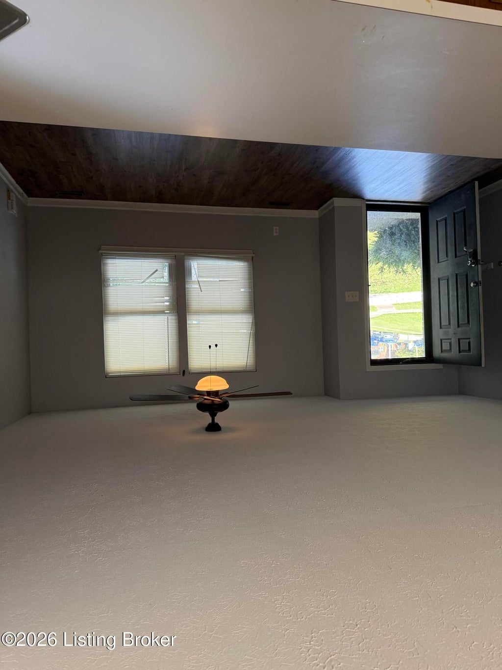 Photo of 8420 Damascus Cir, Louisville, KY 40228 (MLS # 1727837)