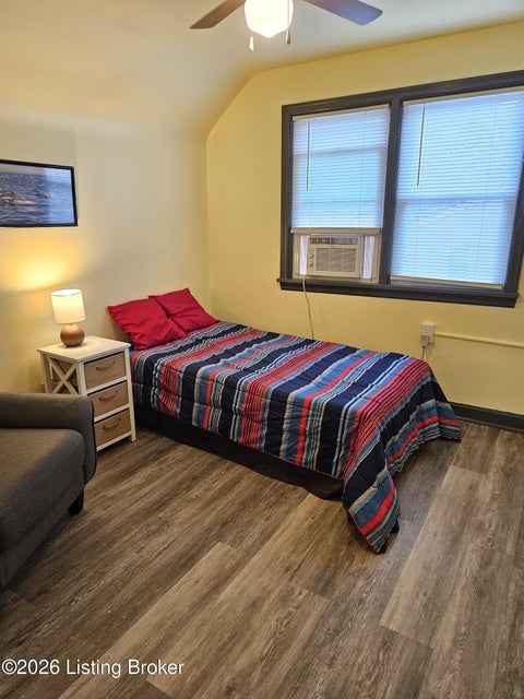 Tiny photo for 10714 June Dr, Fairdale, KY 40118 (MLS # 1728996)