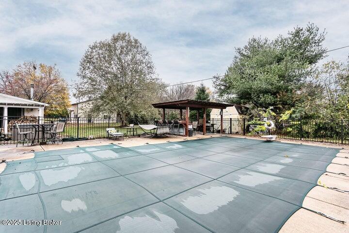 2021 Shannon Dr, Bardstown, Kentucky image 14