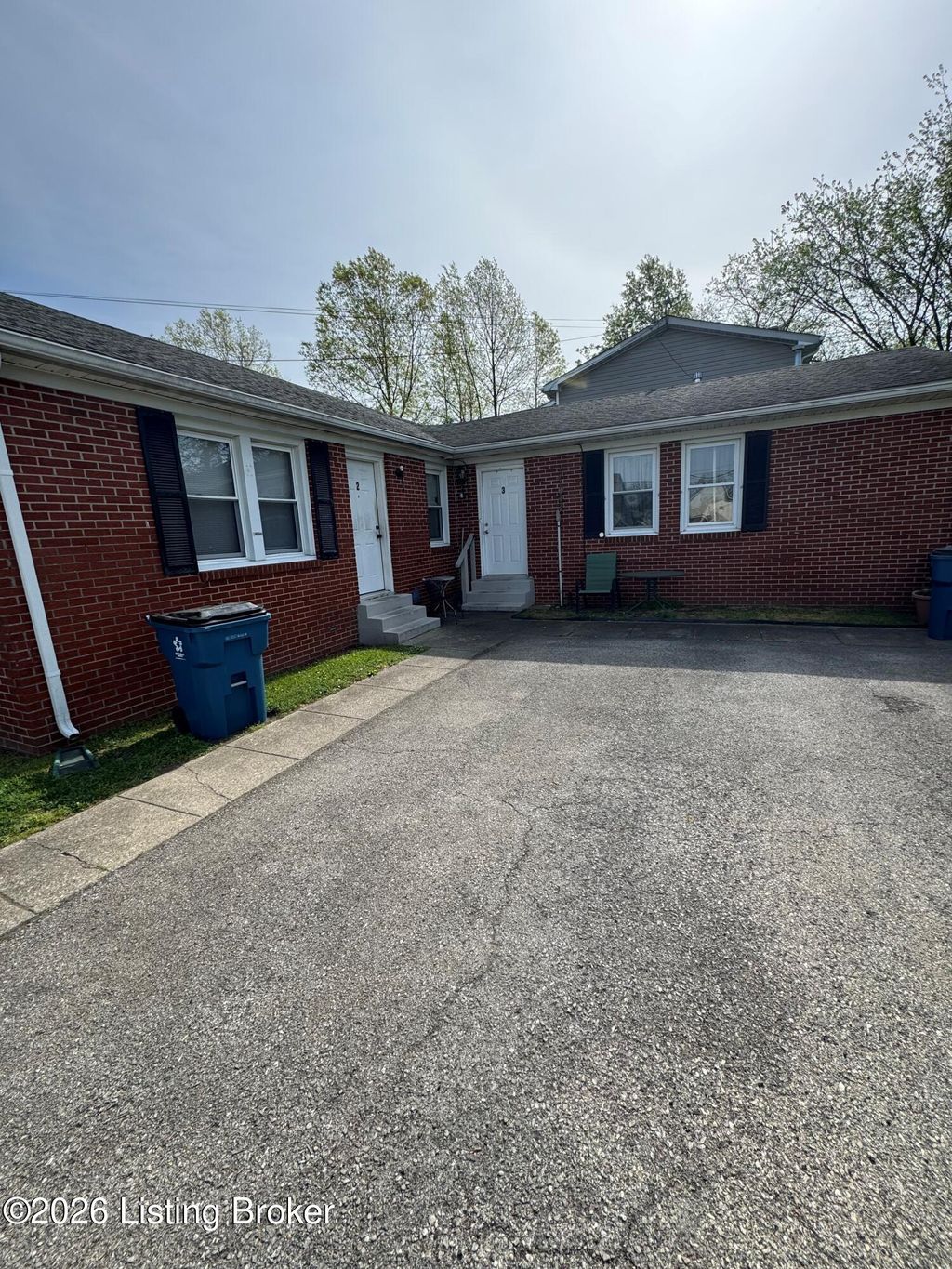 Photo of 138 Patterson Ln, Shepherdsville, KY 40165 (MLS # 1714635)