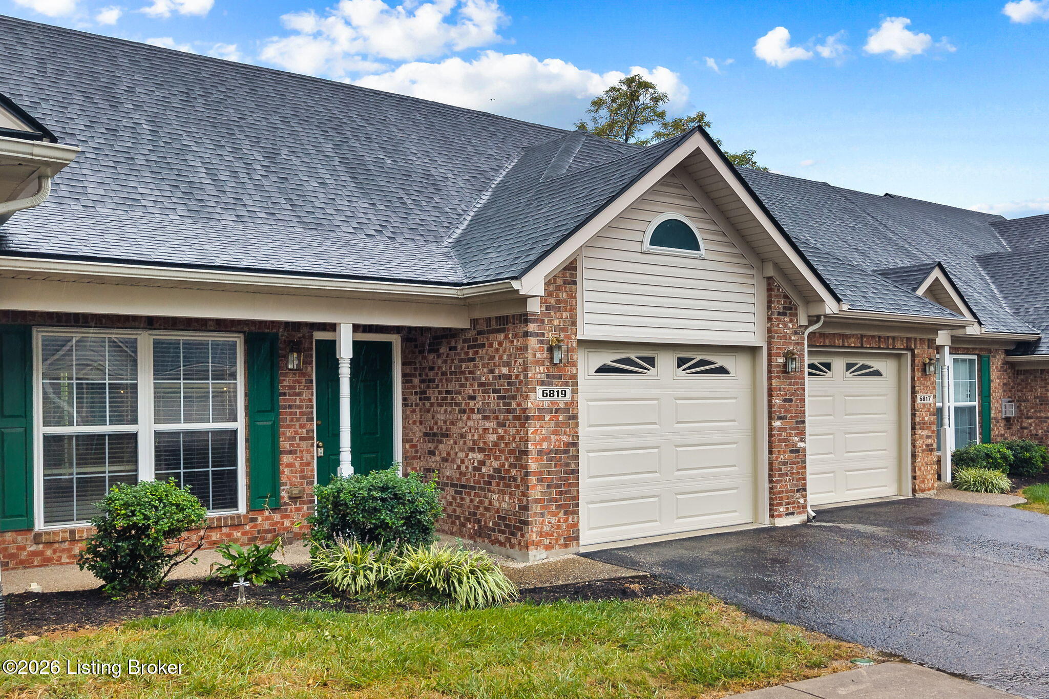 6819 Wynde Manor Dr
