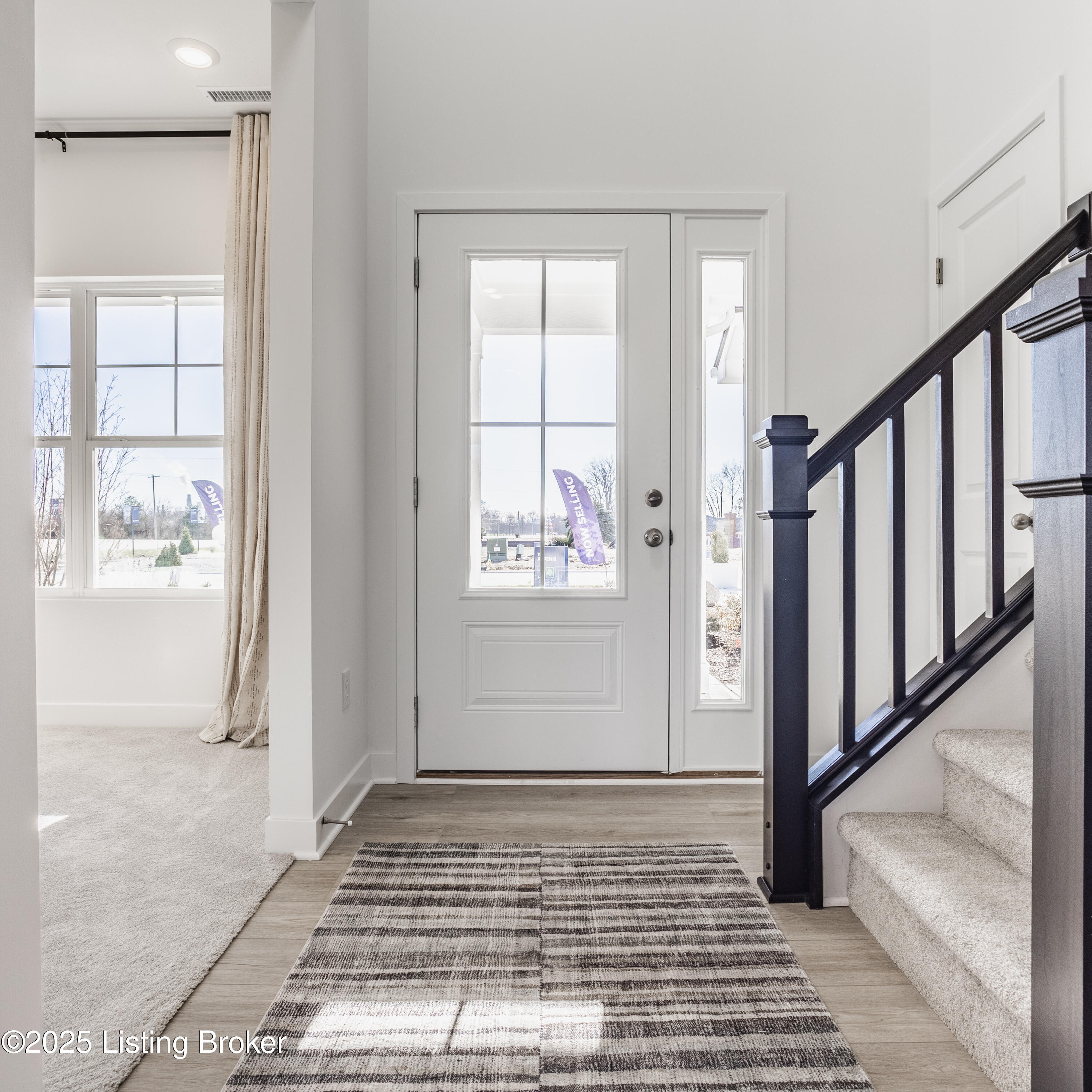 2077 Carnegie Dr, Shelbyville, Kentucky image 2