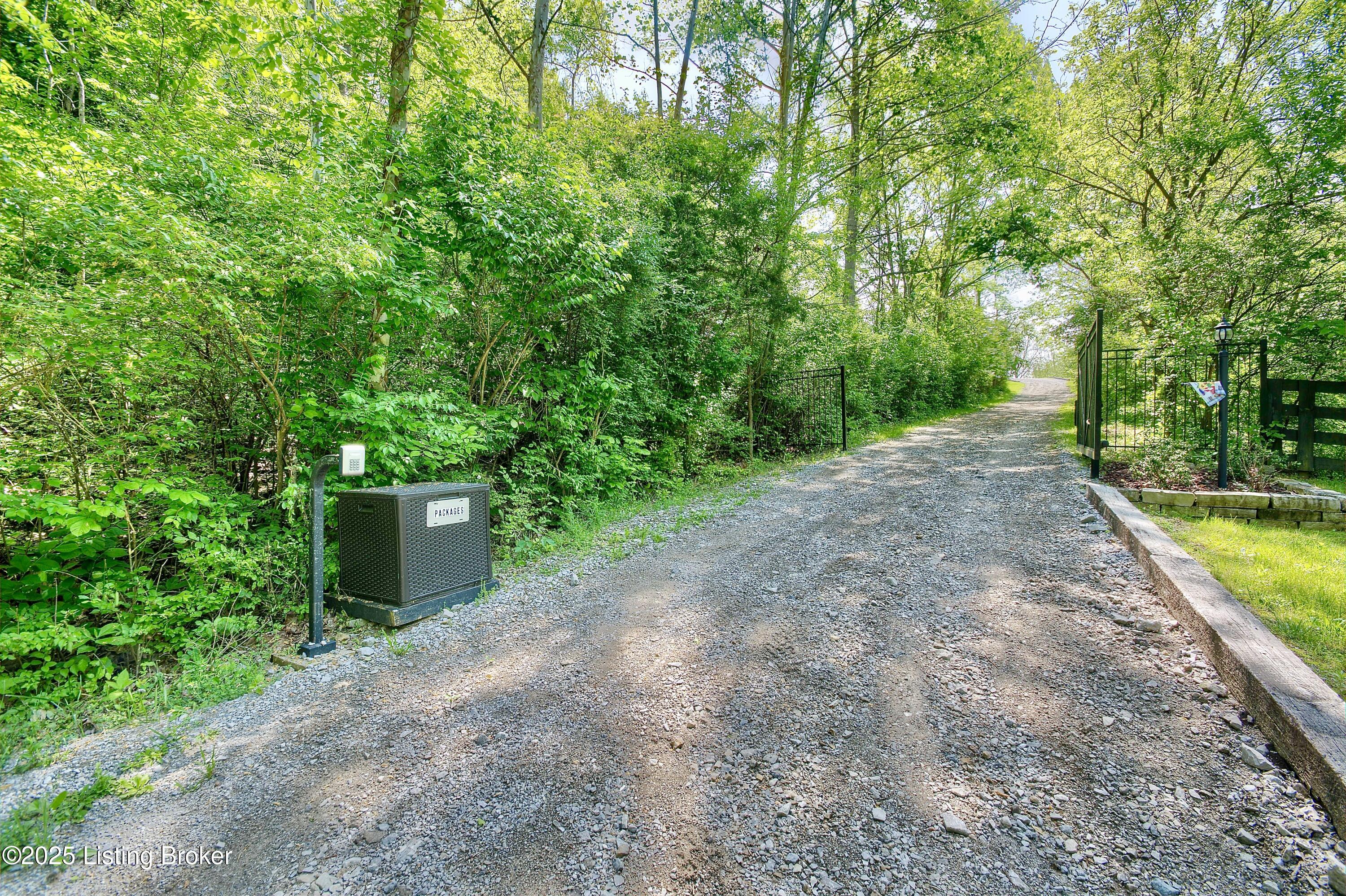 4670 Belleview Rd, Petersburg, Pennsylvania image 50