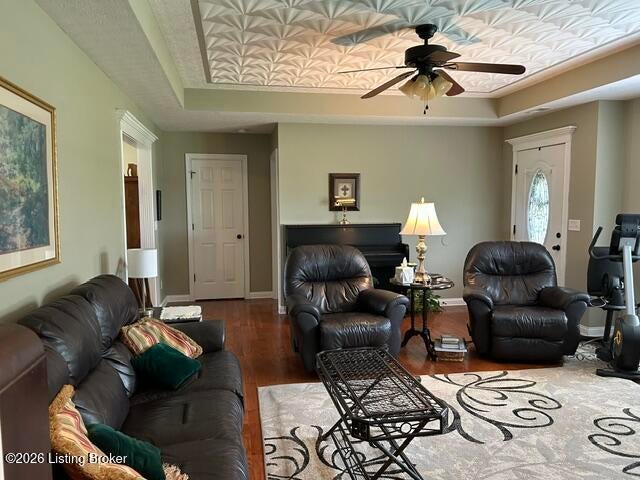 Photo of 108 Maggie Lane Ln, Bardstown, KY 40004 (MLS # 1720394)