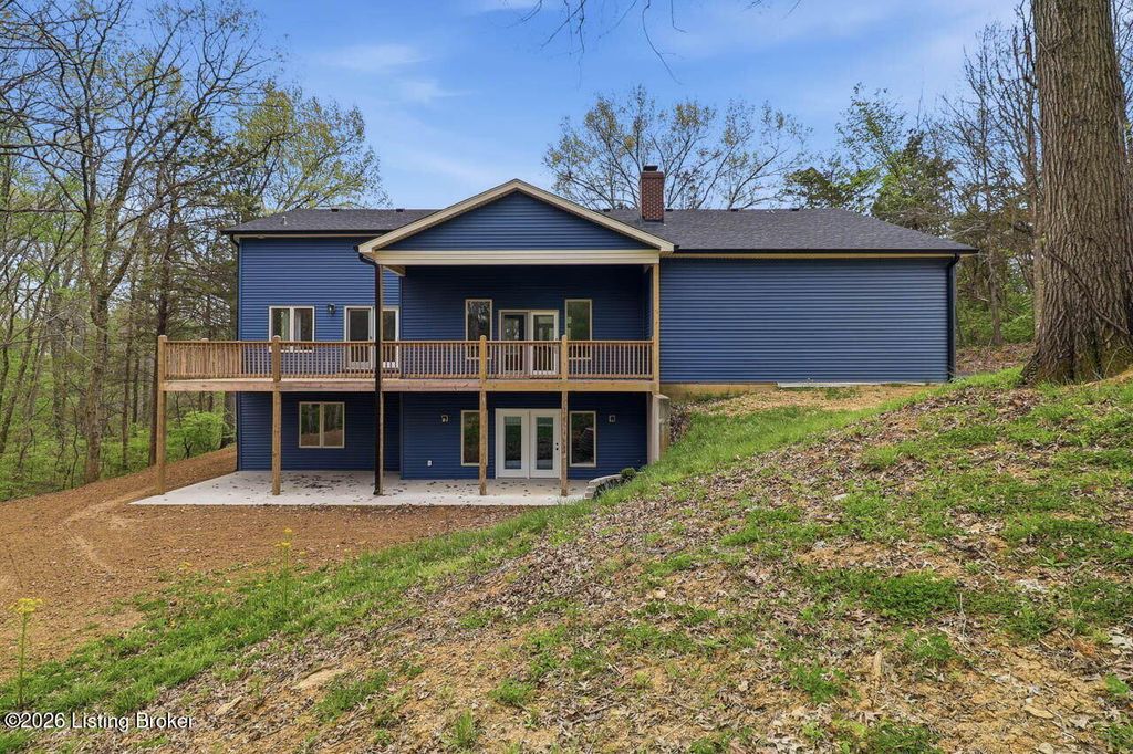 Photo of 375 Wood Valley Ln, Louisville, KY 40299 (MLS # 1716953)