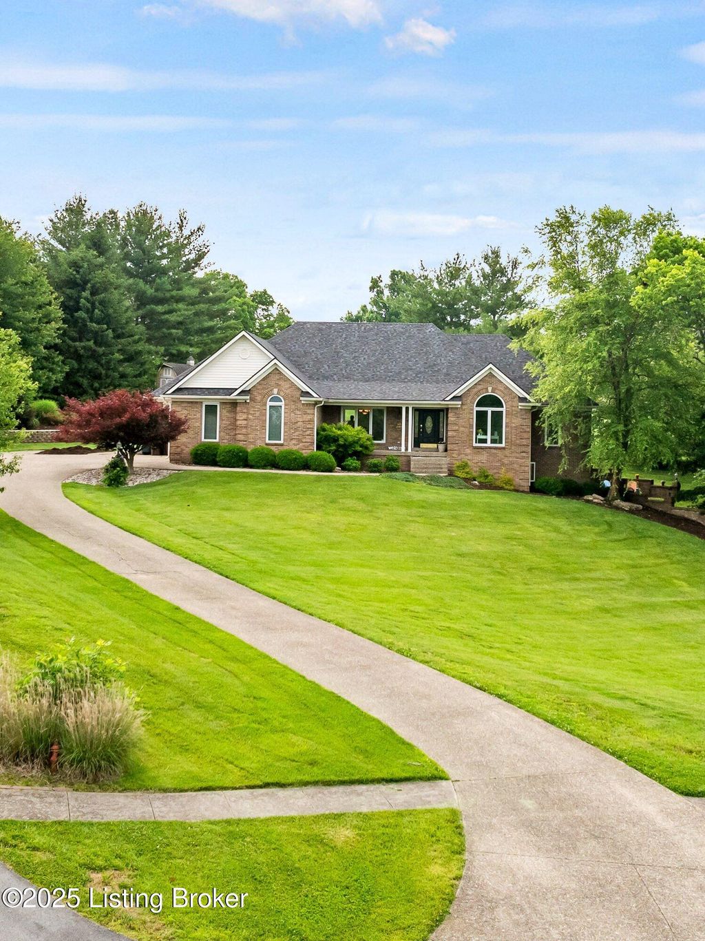 Photo of 4405 Carolyn Ct, Crestwood, KY 40014 (MLS # 1697241)