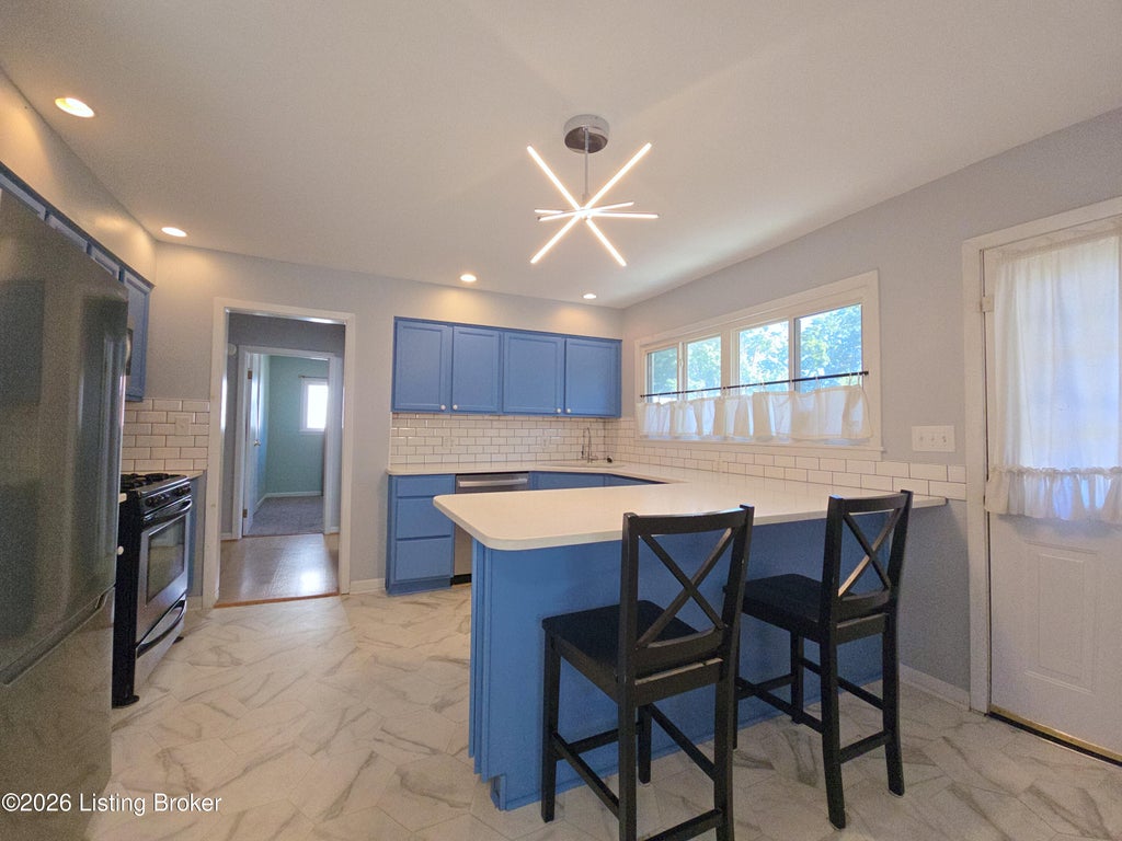 Photo of 2724 Wendell Ave, Louisville, KY 40205 (MLS # 1731336)