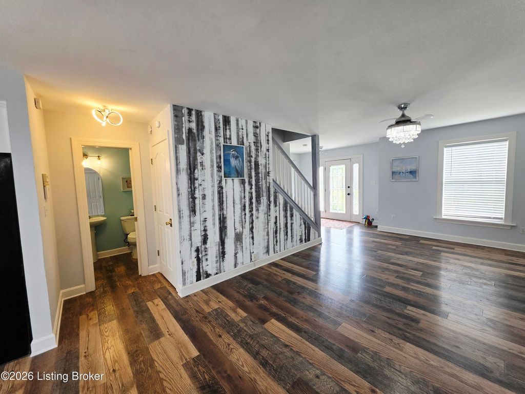 Photo of 11315 Top Walnut Loop, Louisville, KY 40229 (MLS # 1715447)