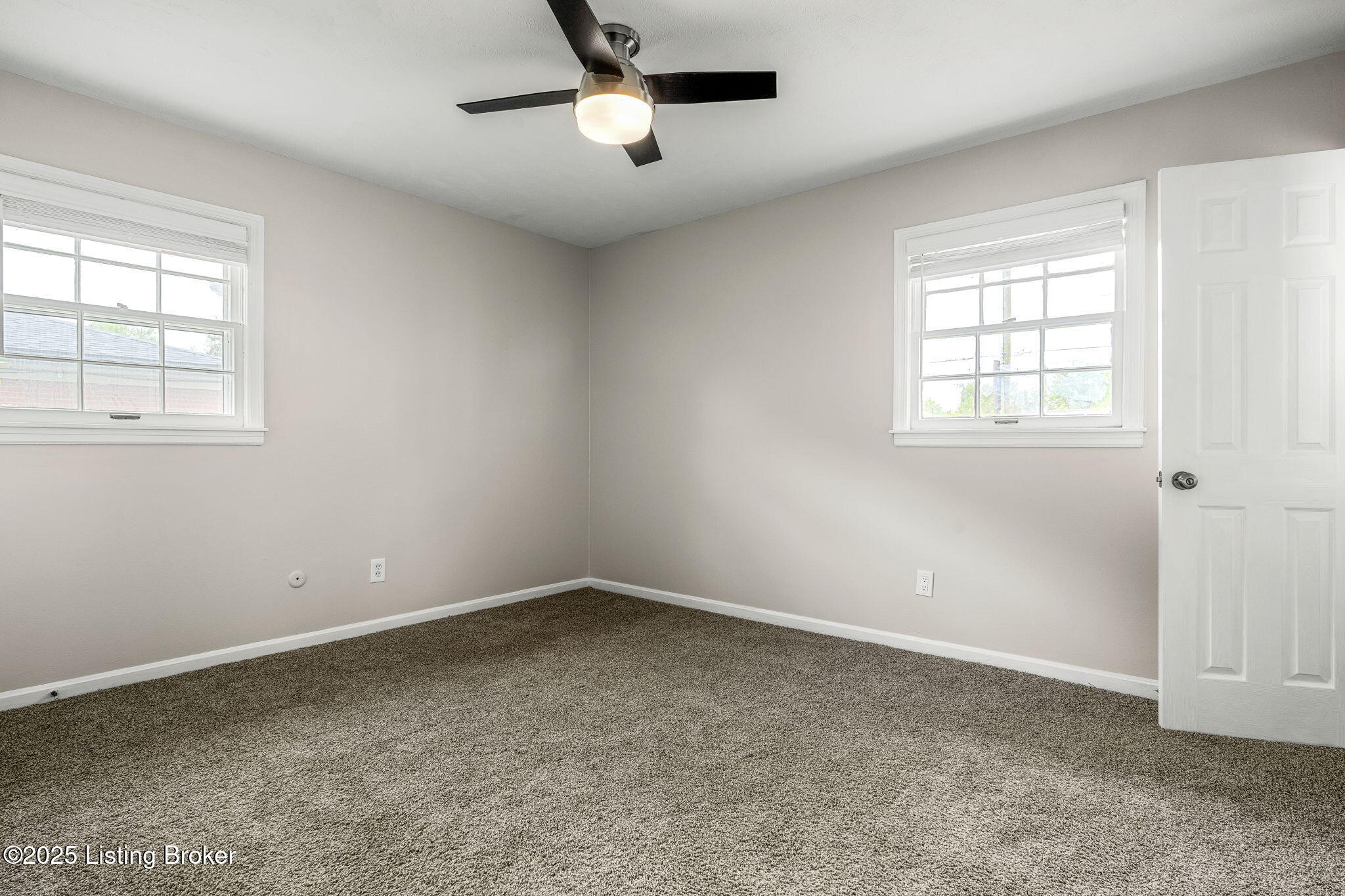 2404 Silverbrook Ave, Louisville, Kentucky image 18