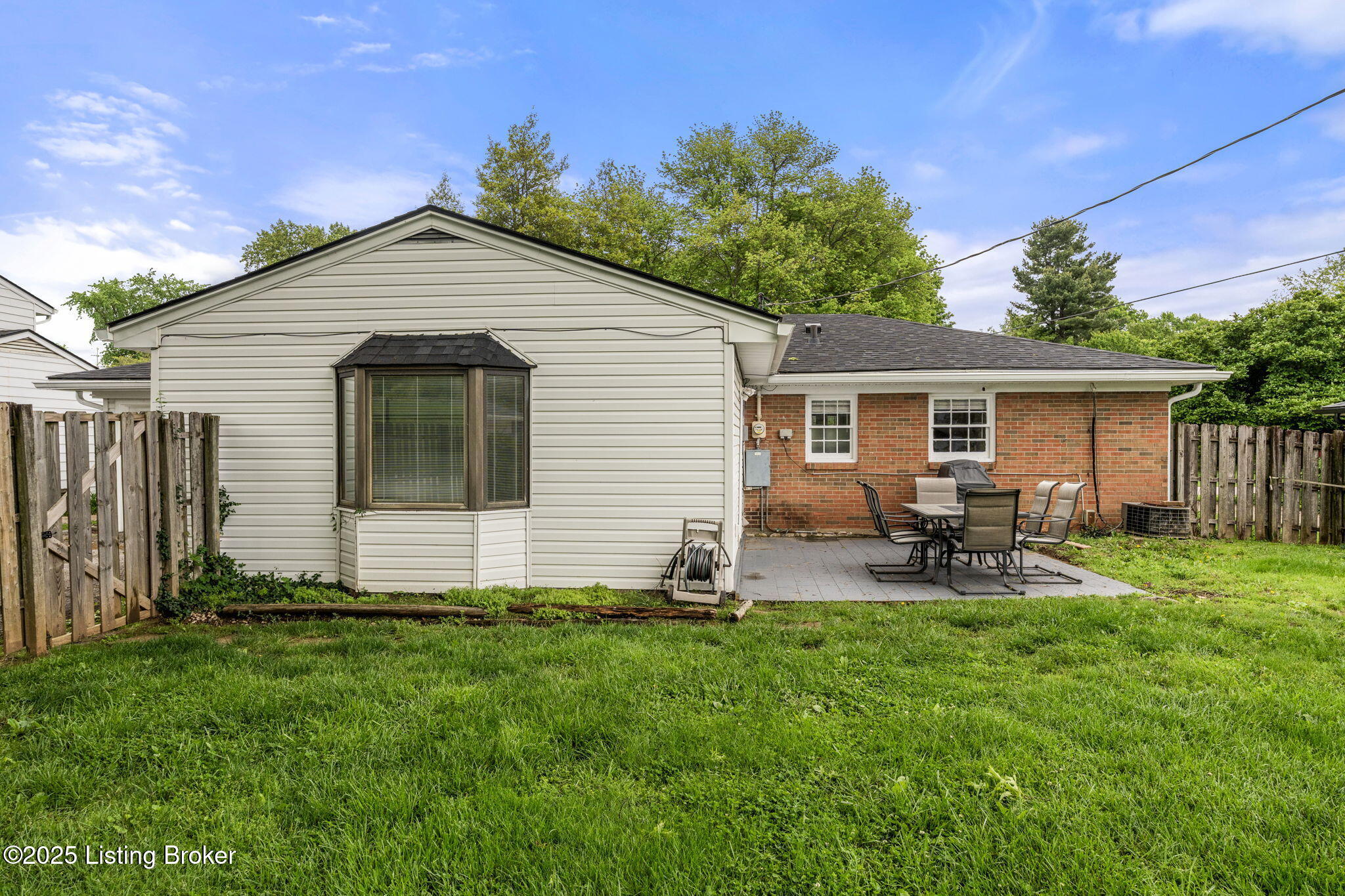 2404 Silverbrook Ave, Louisville, Kentucky image 34
