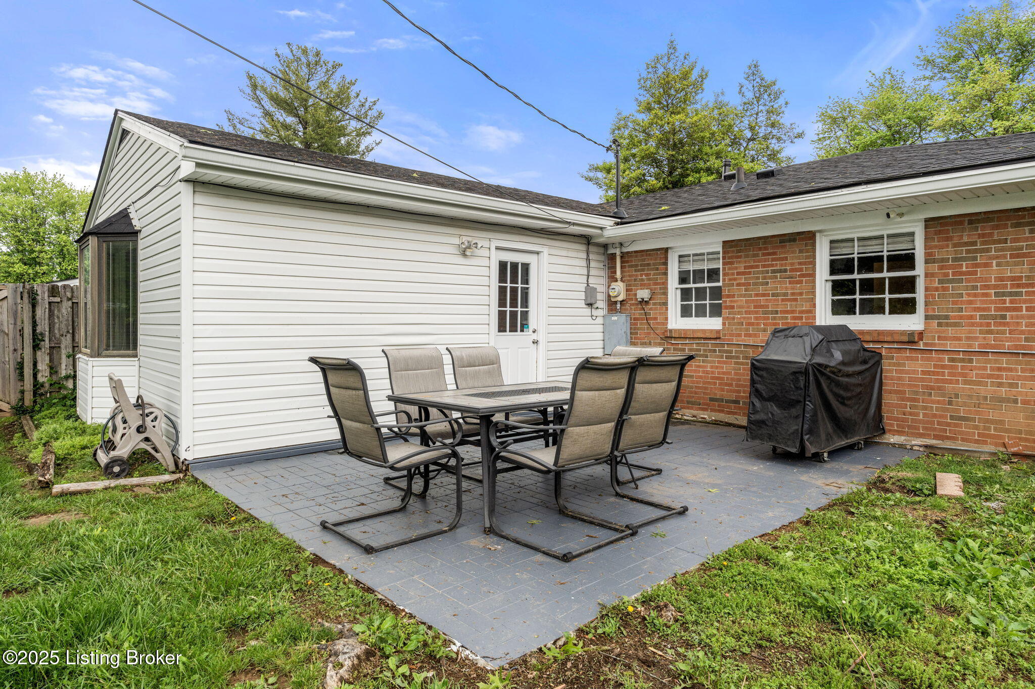 2404 Silverbrook Ave, Louisville, Kentucky image 31