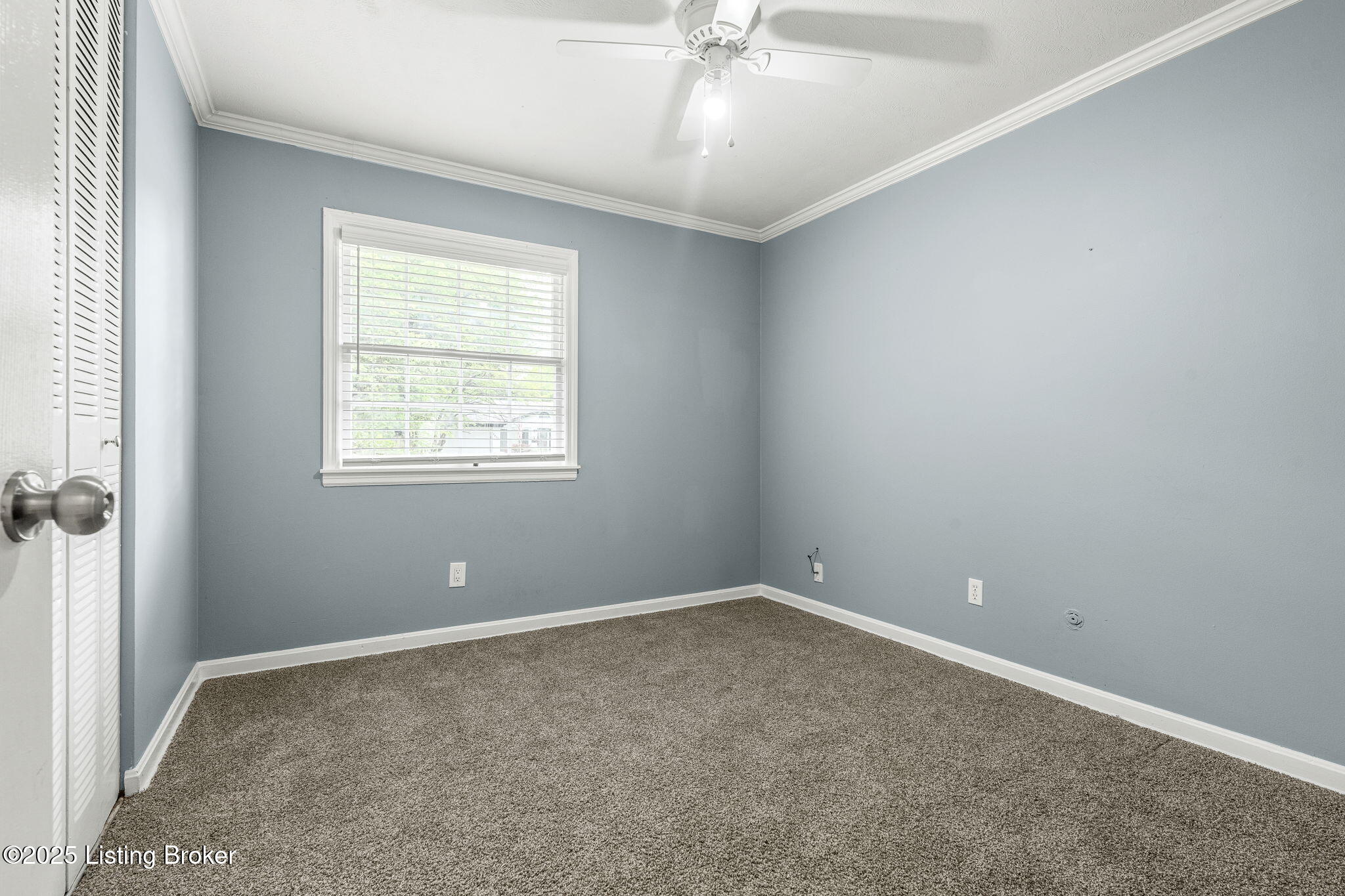 2404 Silverbrook Ave, Louisville, Kentucky image 25