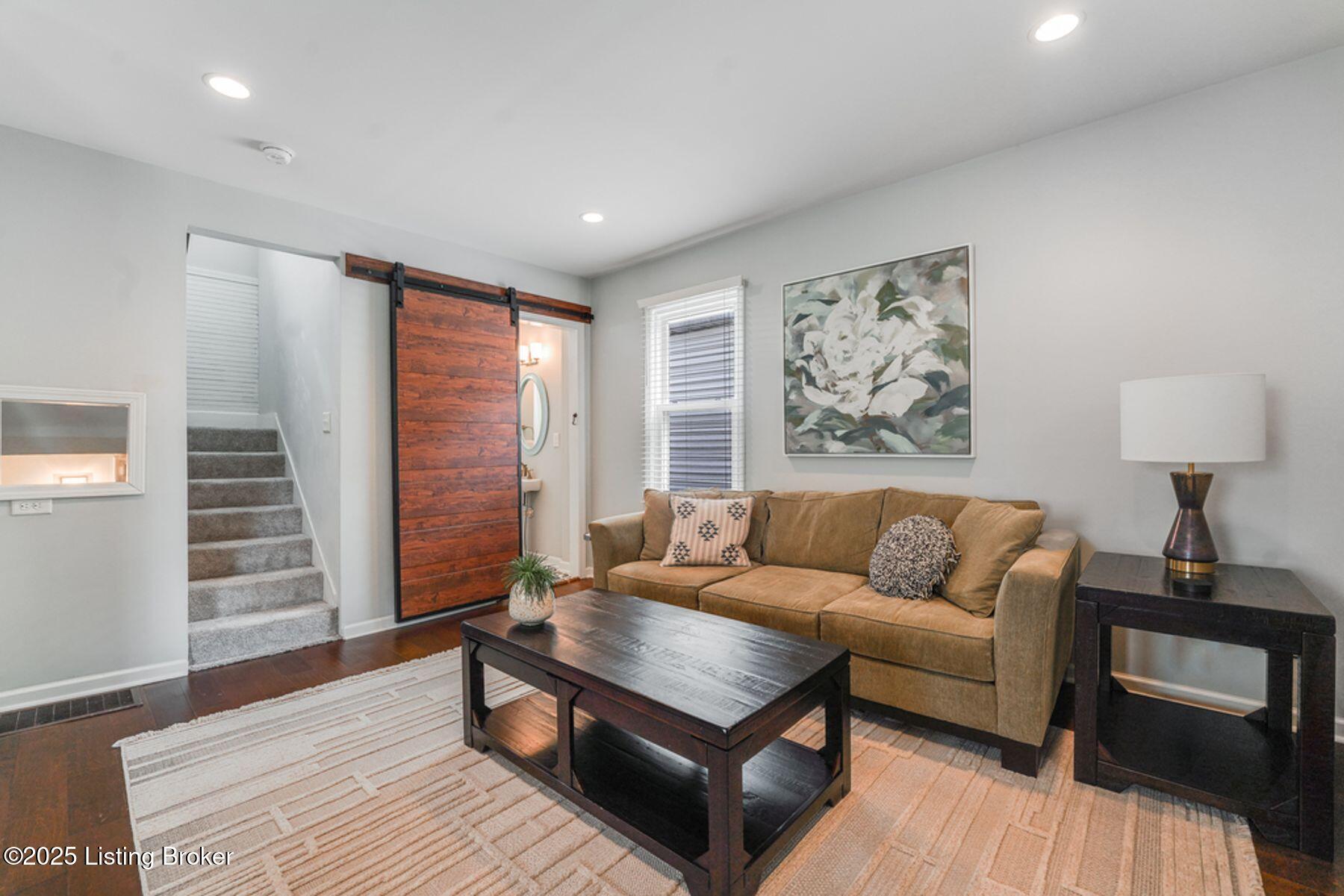 1019 Dixon Ave, Louisville, Kentucky image 6
